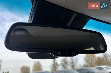 Позашляховик / Кросовер Kia Niro 2020 в  фото 15 Позашляховик / Кросовер Kia Niro 2020 в