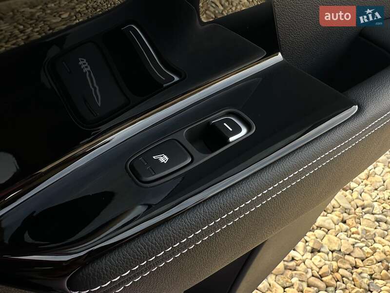 Позашляховик / Кросовер Kia Niro 2020 в Львові фото 86 Позашляховик / Кросовер Kia Niro 2020 в Львові