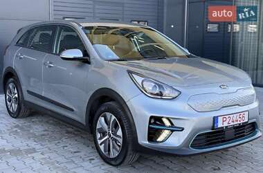Позашляховик / Кросовер Kia Niro 2020 в Чернівцях