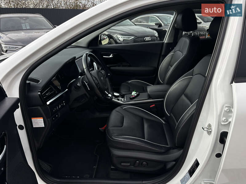 Позашляховик / Кросовер Kia Niro 2020 в Львові фото 18 Позашляховик / Кросовер Kia Niro 2020 в Львові