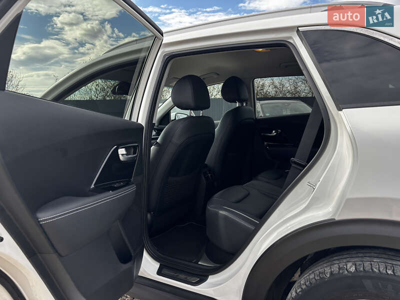 Позашляховик / Кросовер Kia Niro 2020 в Львові фото 36 Позашляховик / Кросовер Kia Niro 2020 в Львові