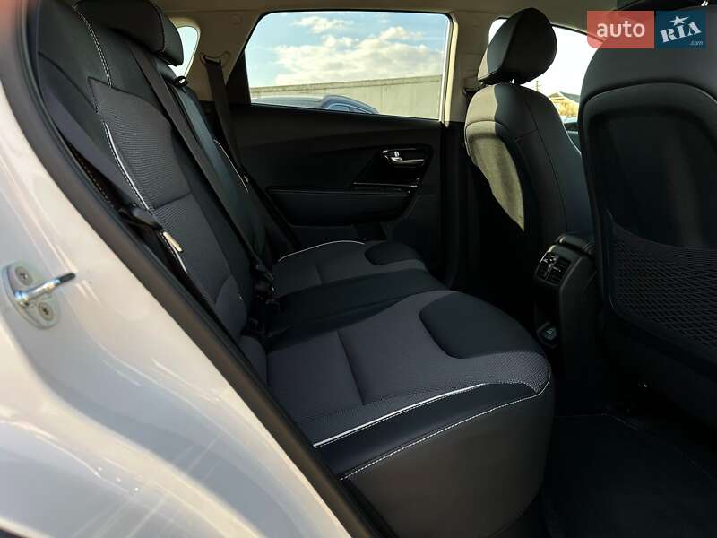 Позашляховик / Кросовер Kia Niro 2022 в Львові фото 94 Позашляховик / Кросовер Kia Niro 2022 в Львові