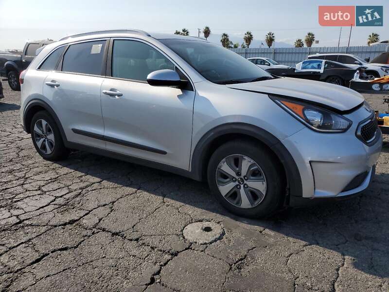 Внедорожник / Кроссовер Kia Niro 2019 в Хмельницком фото 4 Внедорожник / Кроссовер Kia Niro 2019 в Хмельницком