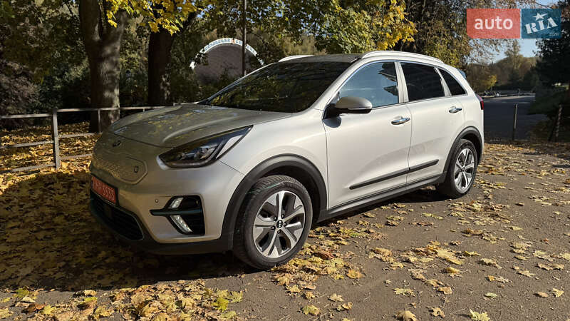 Внедорожник / Кроссовер Kia Niro 2020 в Тернополе