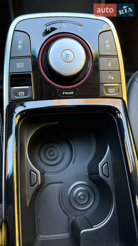 Внедорожник / Кроссовер Kia Niro 2020 в Тернополе