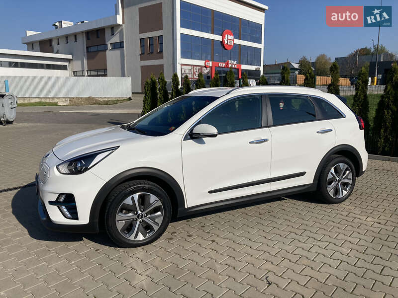 Внедорожник / Кроссовер Kia Niro 2021 в Черновцах фото 2 Внедорожник / Кроссовер Kia Niro 2021 в Черновцах