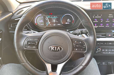 Внедорожник / Кроссовер Kia Niro 2020 в 