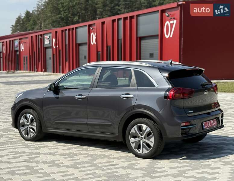 Позашляховик / Кросовер Kia Niro 2020 в Львові фото 4 Позашляховик / Кросовер Kia Niro 2020 в Львові