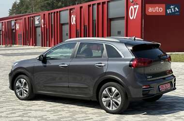 Внедорожник / Кроссовер Kia Niro 2020 в 