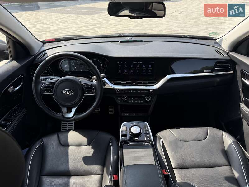 Позашляховик / Кросовер Kia Niro 2020 в Львові фото 23 Позашляховик / Кросовер Kia Niro 2020 в Львові