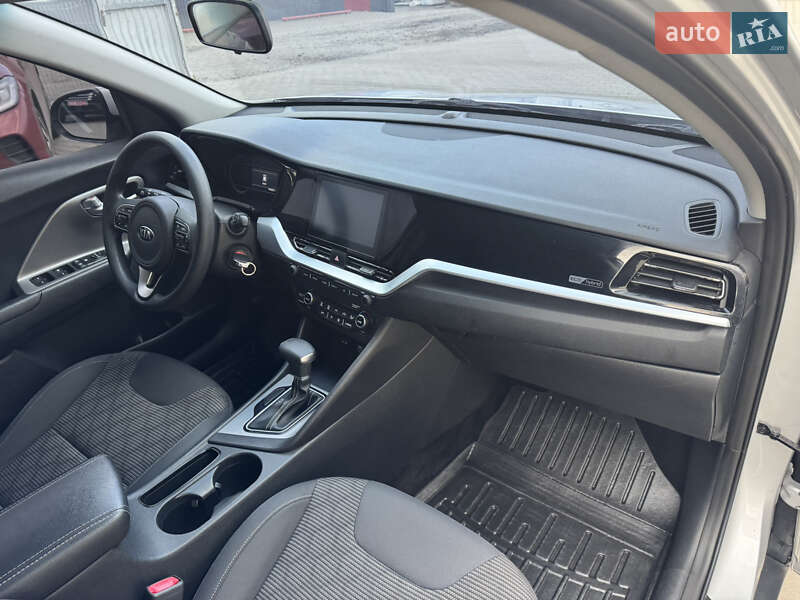 Позашляховик / Кросовер Kia Niro 2020 в Луцьку фото 24 Позашляховик / Кросовер Kia Niro 2020 в Луцьку
