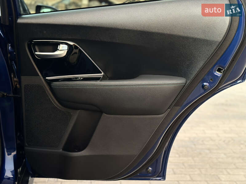 Внедорожник / Кроссовер Kia Niro 2022 в Ровно