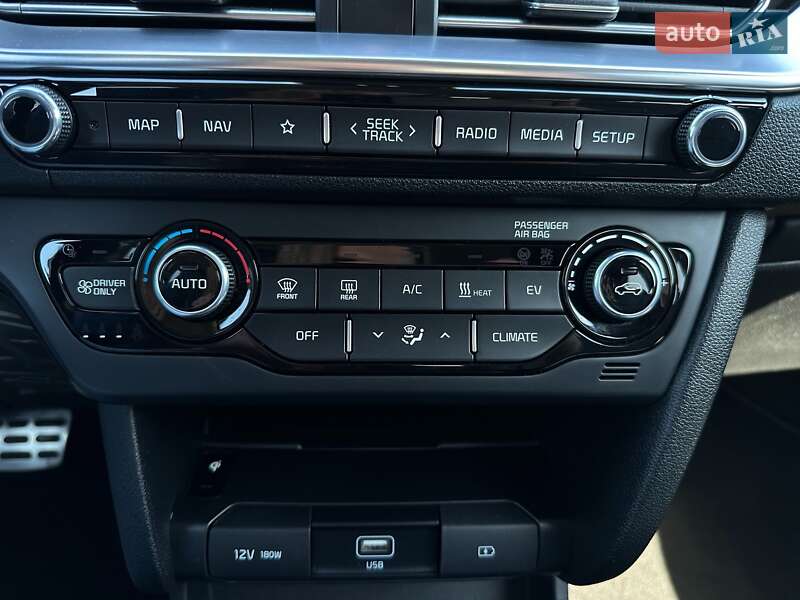 Позашляховик / Кросовер Kia Niro 2020 в Львові фото 48 Позашляховик / Кросовер Kia Niro 2020 в Львові