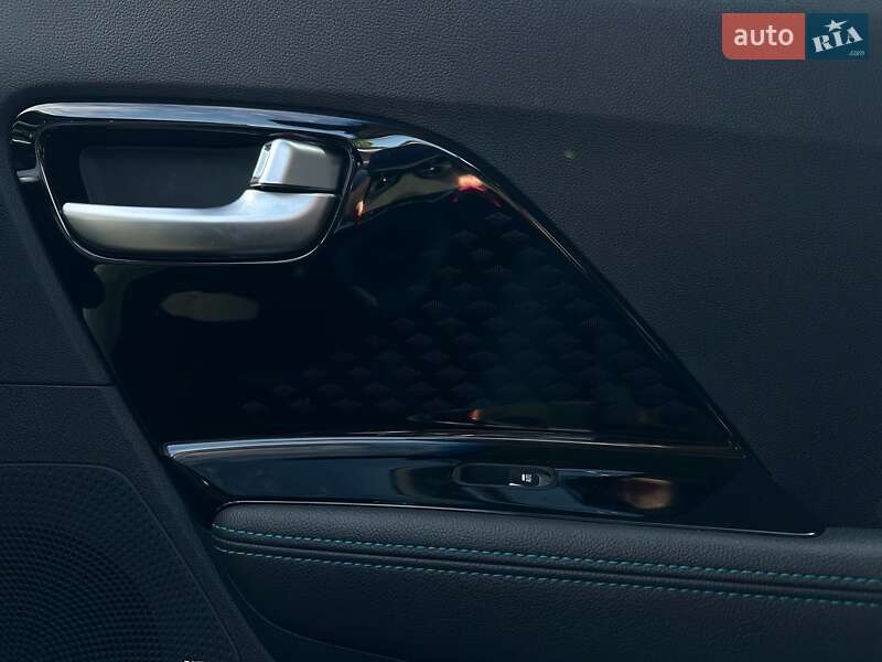 Позашляховик / Кросовер Kia Niro 2020 в Львові фото 68 Позашляховик / Кросовер Kia Niro 2020 в Львові