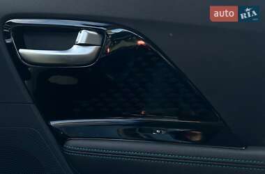 Внедорожник / Кроссовер Kia Niro 2020 в 