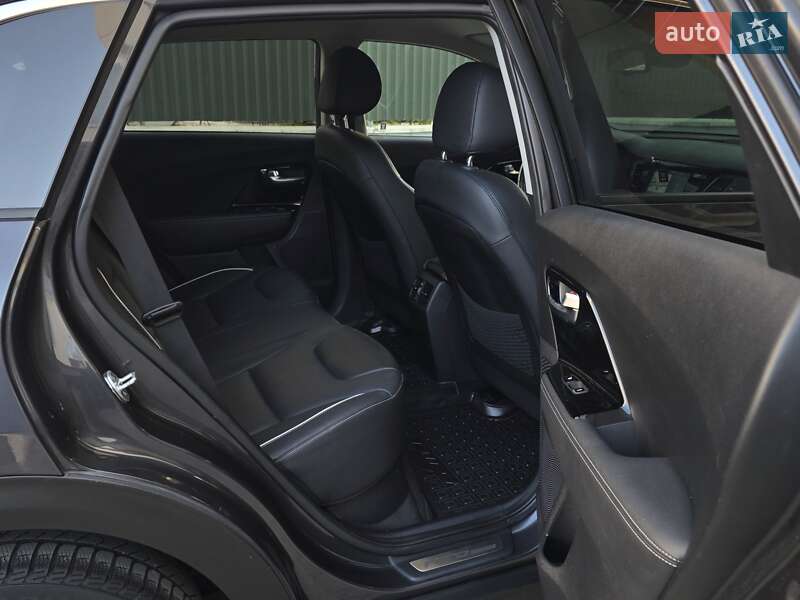 Внедорожник / Кроссовер Kia Niro 2020 в Тернополе