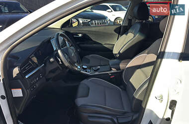Внедорожник / Кроссовер Kia Niro 2022 в 