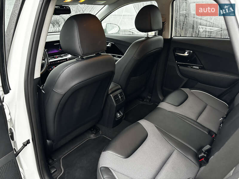 Внедорожник / Кроссовер Kia Niro 2022 в Львове фото 37 Внедорожник / Кроссовер Kia Niro 2022 в Львове