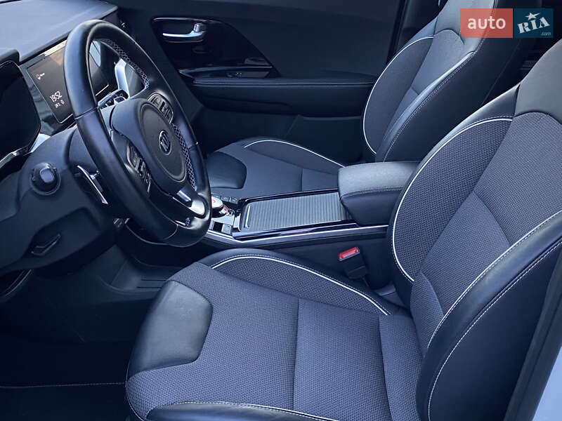 Внедорожник / Кроссовер Kia Niro 2021 в Львове