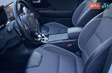 Внедорожник / Кроссовер Kia Niro 2021 в 