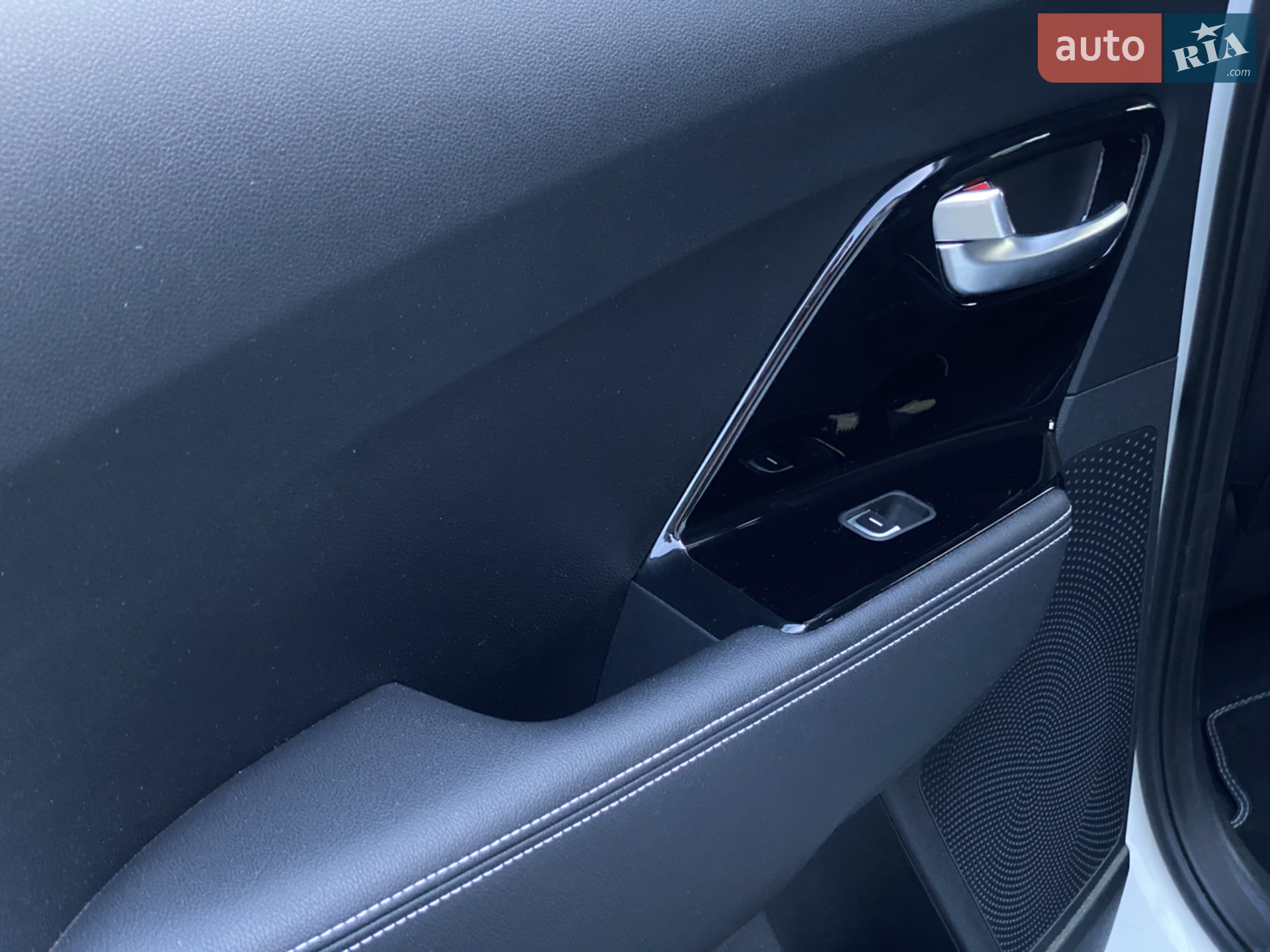 2021 Kia Niro - мініатюра 35