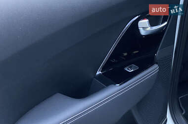 Внедорожник / Кроссовер Kia Niro 2021 в 