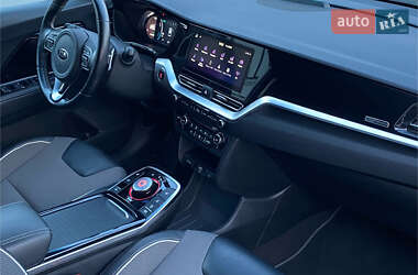 Внедорожник / Кроссовер Kia Niro 2021 в 