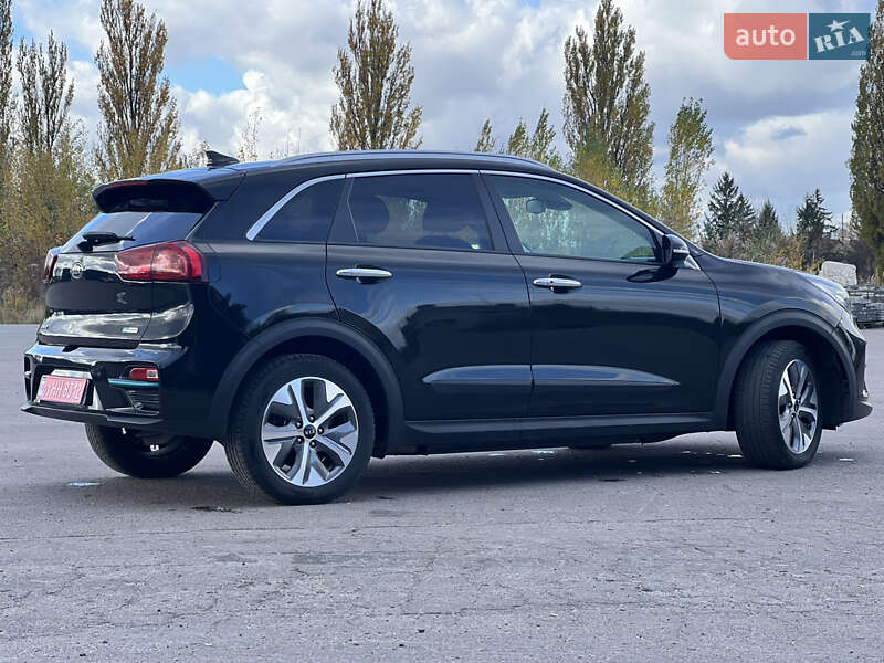 Позашляховик / Кросовер Kia Niro 2020 в Рівному фото 12 Позашляховик / Кросовер Kia Niro 2020 в Рівному