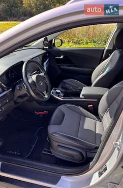 Внедорожник / Кроссовер Kia Niro 2020 в 