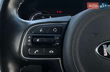 Позашляховик / Кросовер Kia Niro 2020 в  фото 45 Позашляховик / Кросовер Kia Niro 2020 в