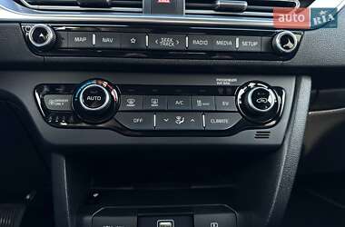 Позашляховик / Кросовер Kia Niro 2020 в  фото 67 Позашляховик / Кросовер Kia Niro 2020 в