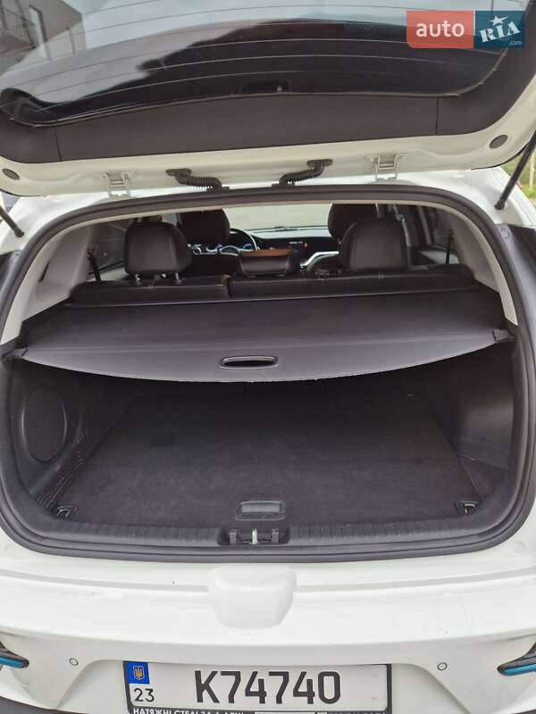 Позашляховик / Кросовер Kia Niro 2020 в Хмельницькому