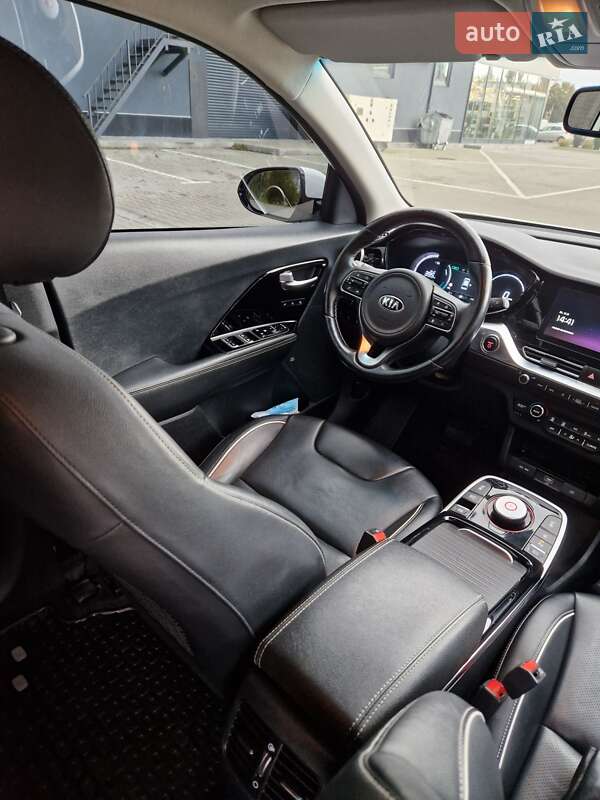Позашляховик / Кросовер Kia Niro 2020 в Хмельницькому