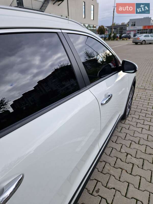 Позашляховик / Кросовер Kia Niro 2020 в Хмельницькому