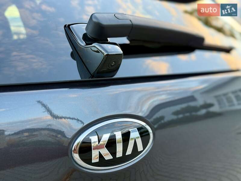 Внедорожник / Кроссовер Kia Niro 2021 в Бердичеве