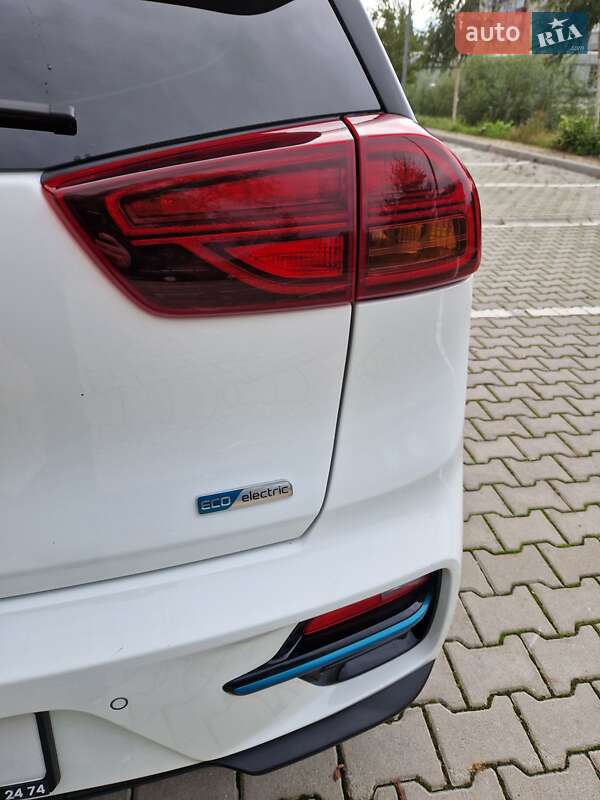 Позашляховик / Кросовер Kia Niro 2020 в Хмельницькому