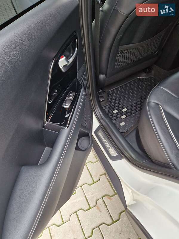 Позашляховик / Кросовер Kia Niro 2020 в Хмельницькому