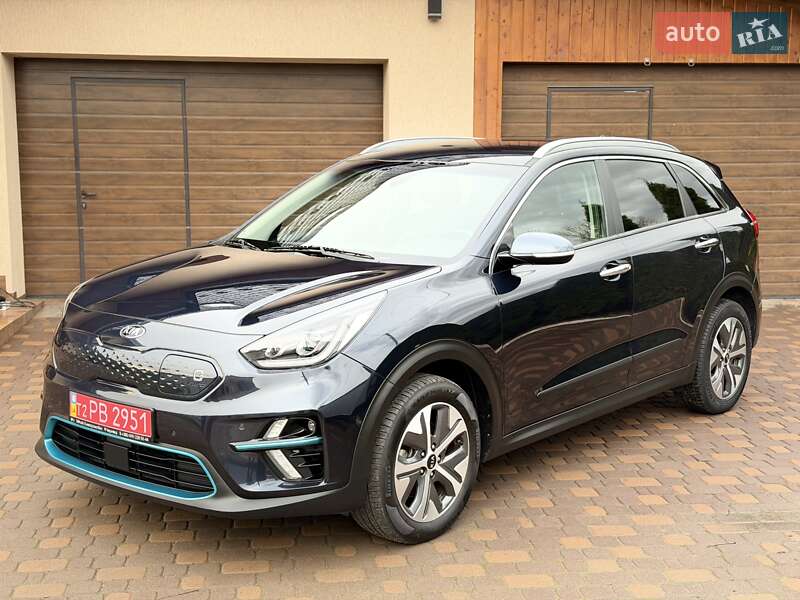Позашляховик / Кросовер Kia Niro 2020 в Чернівцях фото 8 Позашляховик / Кросовер Kia Niro 2020 в Чернівцях
