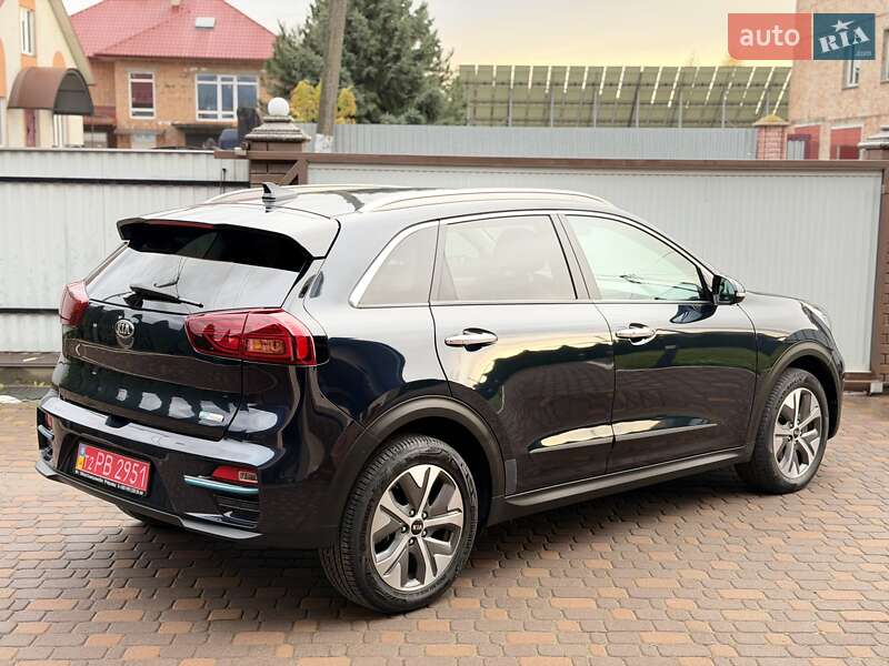 Позашляховик / Кросовер Kia Niro 2020 в Чернівцях фото 18 Позашляховик / Кросовер Kia Niro 2020 в Чернівцях