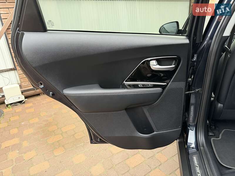 Позашляховик / Кросовер Kia Niro 2020 в Чернівцях фото 53 Позашляховик / Кросовер Kia Niro 2020 в Чернівцях