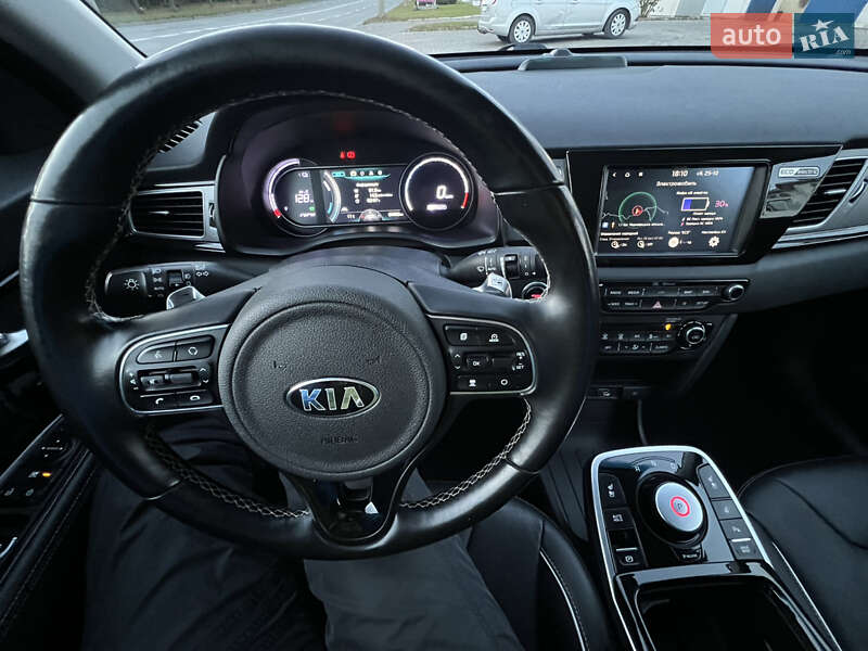 Внедорожник / Кроссовер Kia Niro 2019 в Черновцах фото 3 Внедорожник / Кроссовер Kia Niro 2019 в Черновцах