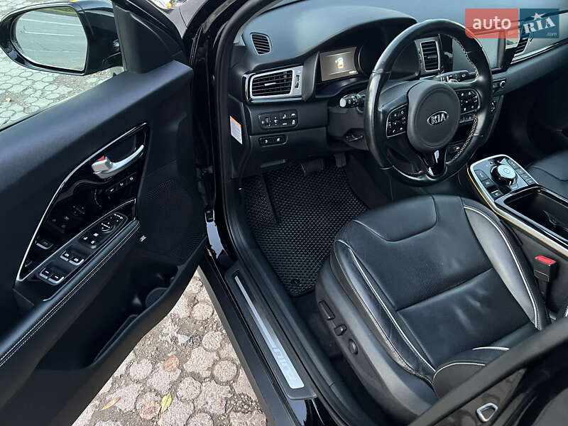 Внедорожник / Кроссовер Kia Niro 2019 в Черновцах фото 12 Внедорожник / Кроссовер Kia Niro 2019 в Черновцах