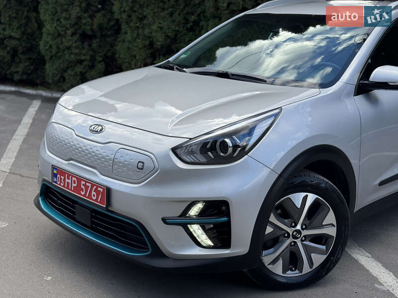 Позашляховик / Кросовер Kia Niro 2021 в Тернополі фото 6 Позашляховик / Кросовер Kia Niro 2021 в Тернополі