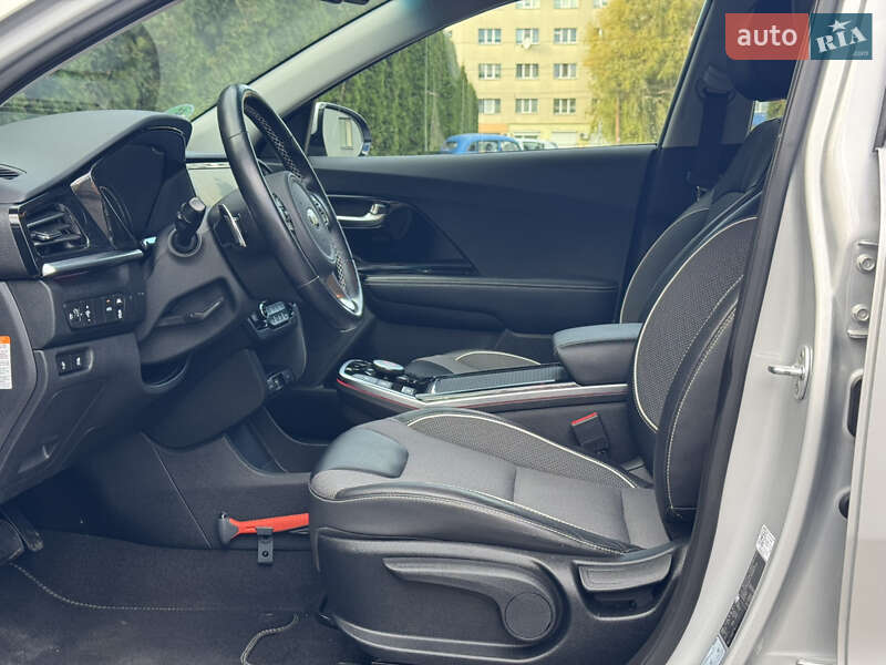Позашляховик / Кросовер Kia Niro 2021 в Тернополі фото 31 Позашляховик / Кросовер Kia Niro 2021 в Тернополі