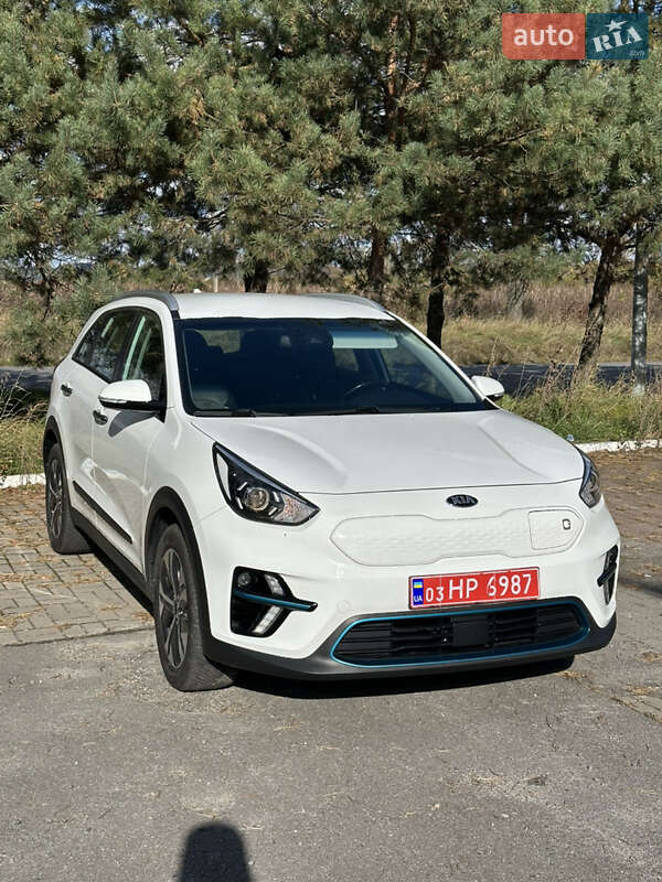 Позашляховик / Кросовер Kia Niro 2020 в Львові фото 5 Позашляховик / Кросовер Kia Niro 2020 в Львові