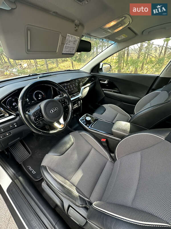 Позашляховик / Кросовер Kia Niro 2020 в Львові фото 52 Позашляховик / Кросовер Kia Niro 2020 в Львові
