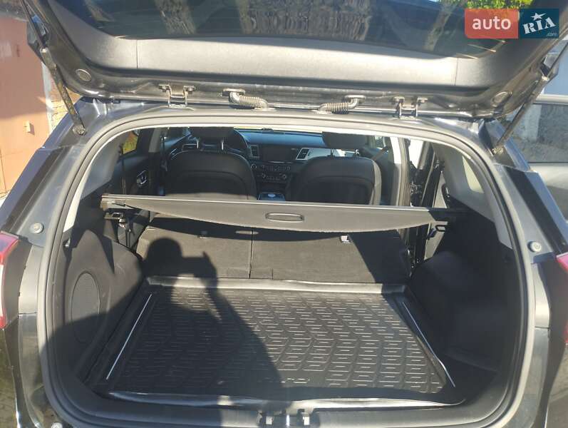 Внедорожник / Кроссовер Kia Niro 2019 в Хмельницком