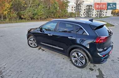 Позашляховик / Кросовер Kia Niro 2021 в  фото 24 Позашляховик / Кросовер Kia Niro 2021 в