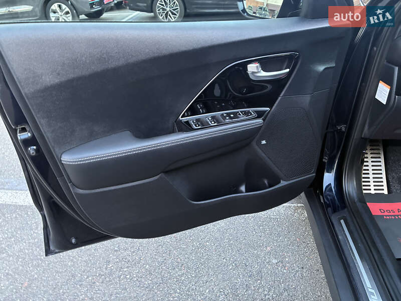 Внедорожник / Кроссовер Kia Niro 2020 в Киеве