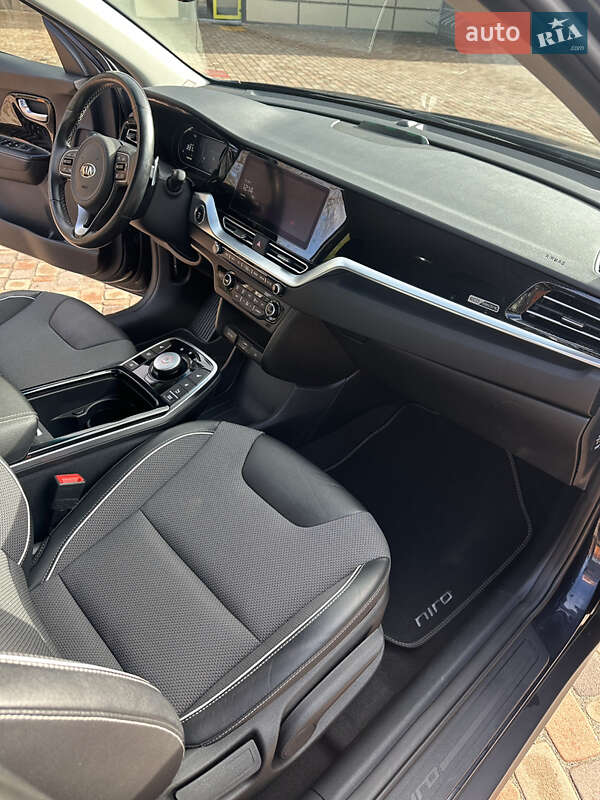 Позашляховик / Кросовер Kia Niro 2020 в Києві